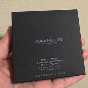 Laura Mercier Smooth Finish Foundation Powder -3W1 08 Brand New Never Used.